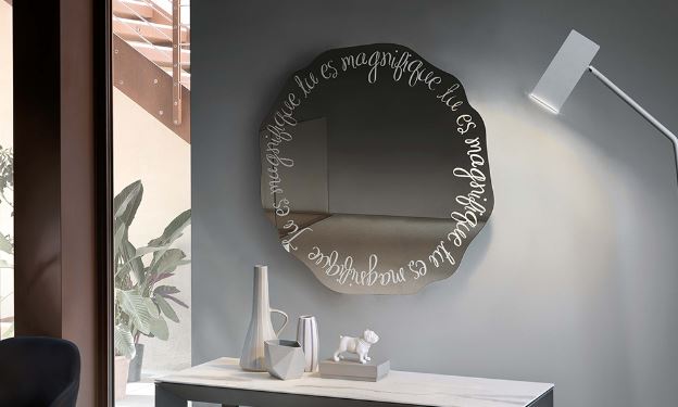 Specchio Magnifique  designed Silvia Maralino